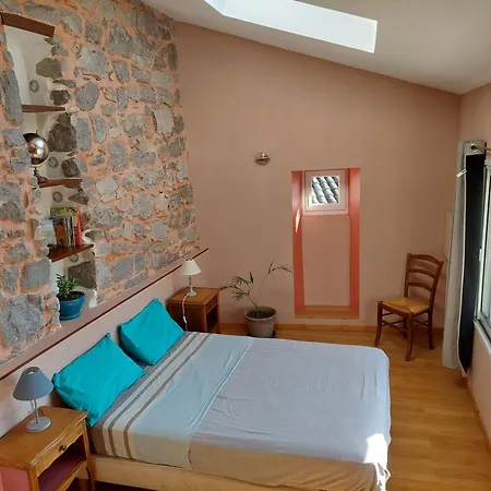 Hébergement de vacances Le Nid D'hirondelles *
